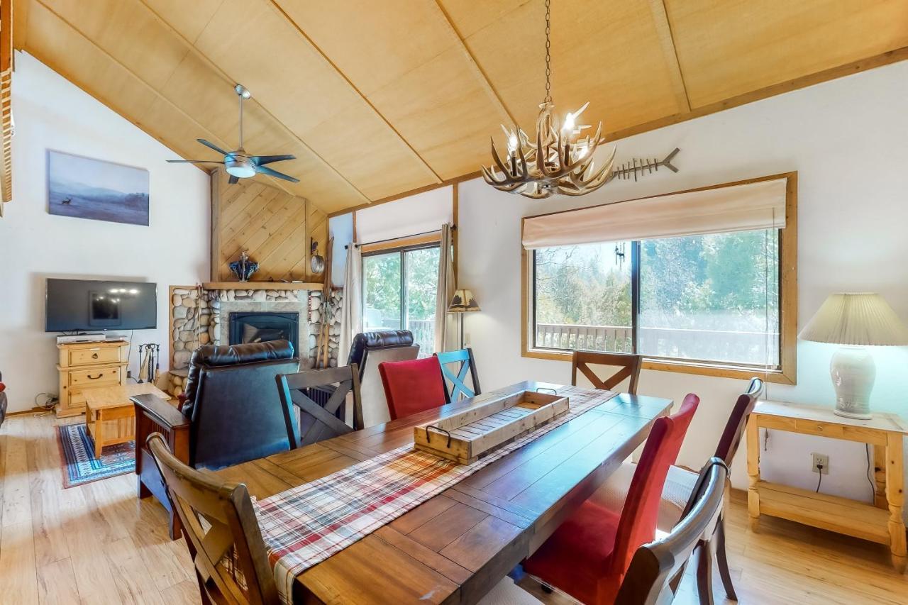 Sierra Swiss Chalet Шейвер-Лейк Екстер'єр фото